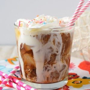 ICED VANILLA LATTE
